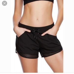 Mesh short